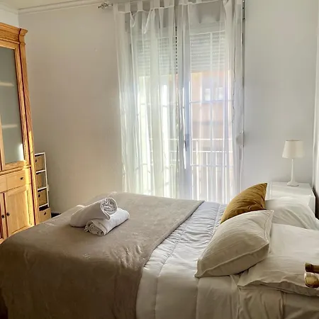 Claudio Marcelo, 1 Appartement *